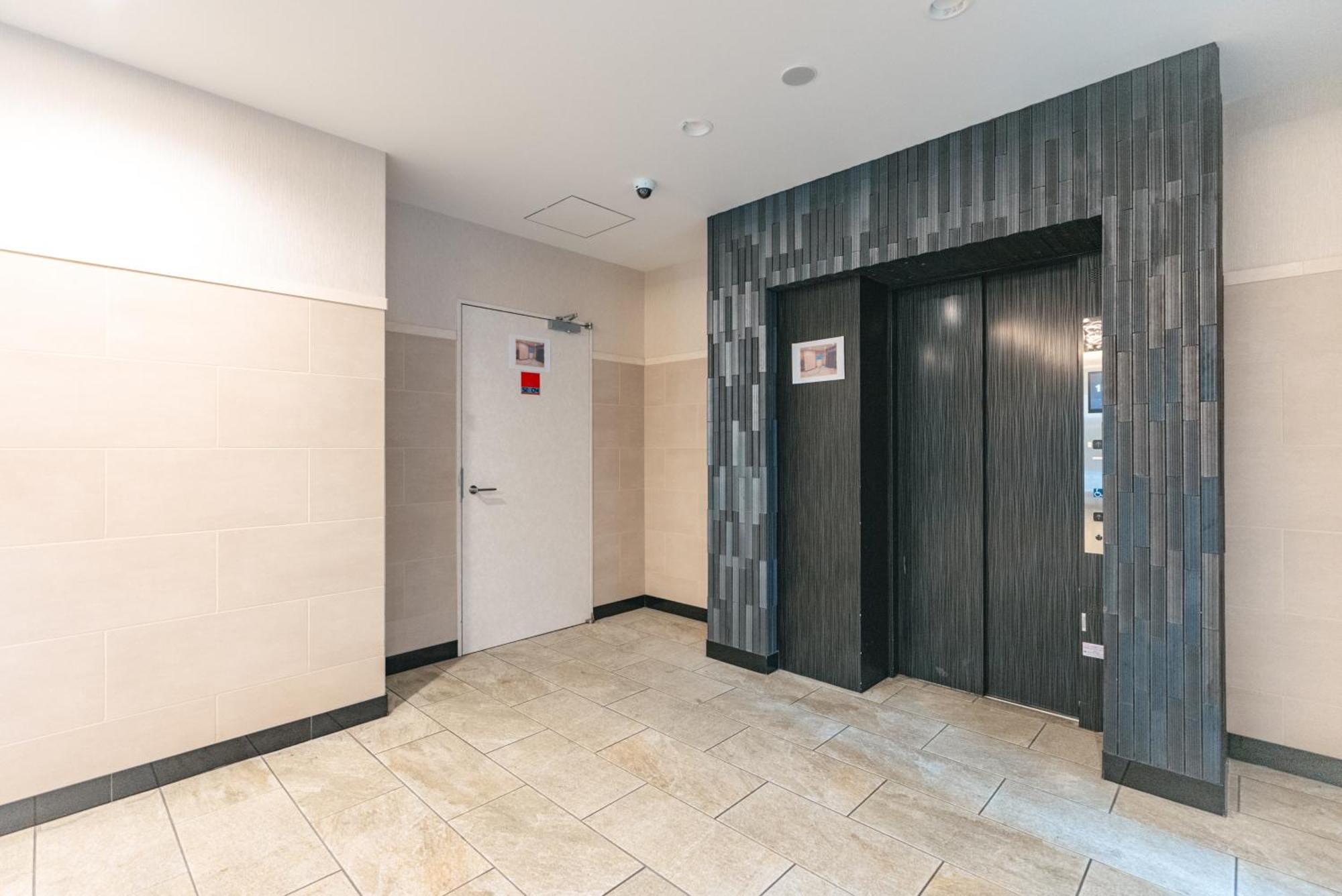 谷町君ホテル　難波80 Apartamento *